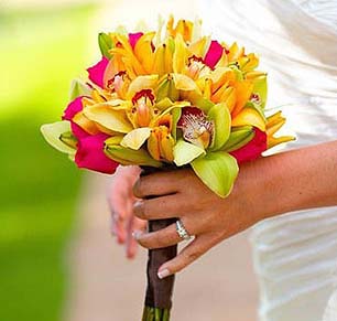 Hawaiian wedding flowers bouquet