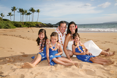 Family photos after the ceremony on Maui. Pictures to last generations